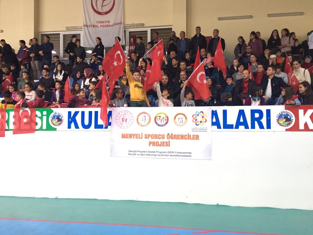 MenyeliO's tweet photo. #GPDP kapsamında desteklenen "Menyeli Sporcu Öğrenciler Projesi" ' nin öğrencileri Profesyonel Sporcu olan  #JeoparkKulaBelediyeVoleybol ' cu abileriyle biraraya geldiler.
@kasapoglu @mehmetataozturk @MUHAMMETCARTI @mbulut06 @gencliksporbak @gsb_eak @ozturkyunus45 @ARKANLI https://t.co/RdXWrxb6Xs