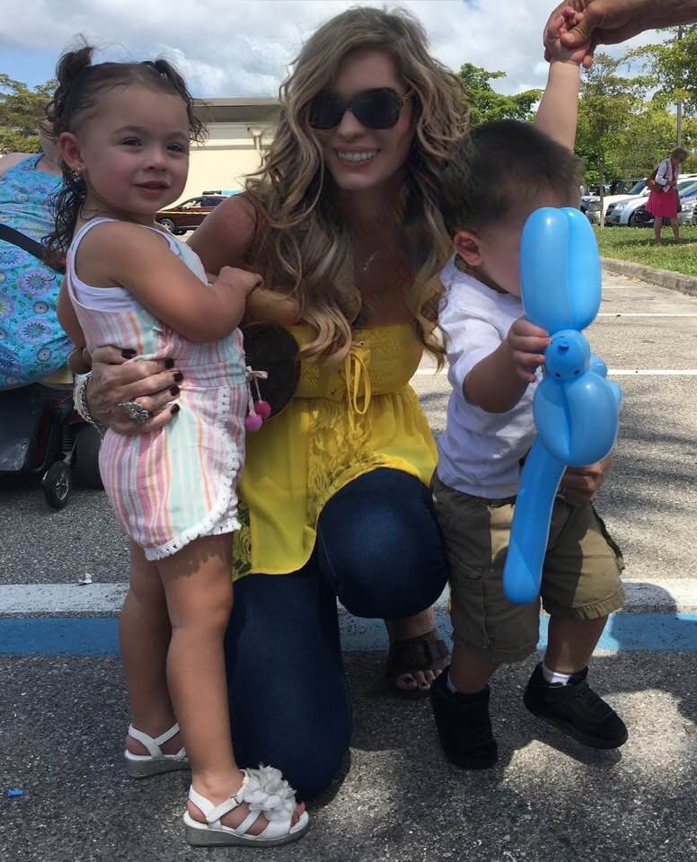 HTBDElisa's tweet photo. 😍Happiness is an inside job‼️I love my grand babies‼️♥️😍#mimi #happinness #grateful🙏 #blessed🙏 #healthyhearts #inthe239 #peacenlove #chakrasincheck #lt360👊🏻 #namastebitches #purelove❤️ #mimilife #lovinghearts #havethebestdayever® 😃#htbde® #shineon💫 https://t.co/HF62Qzj4nd