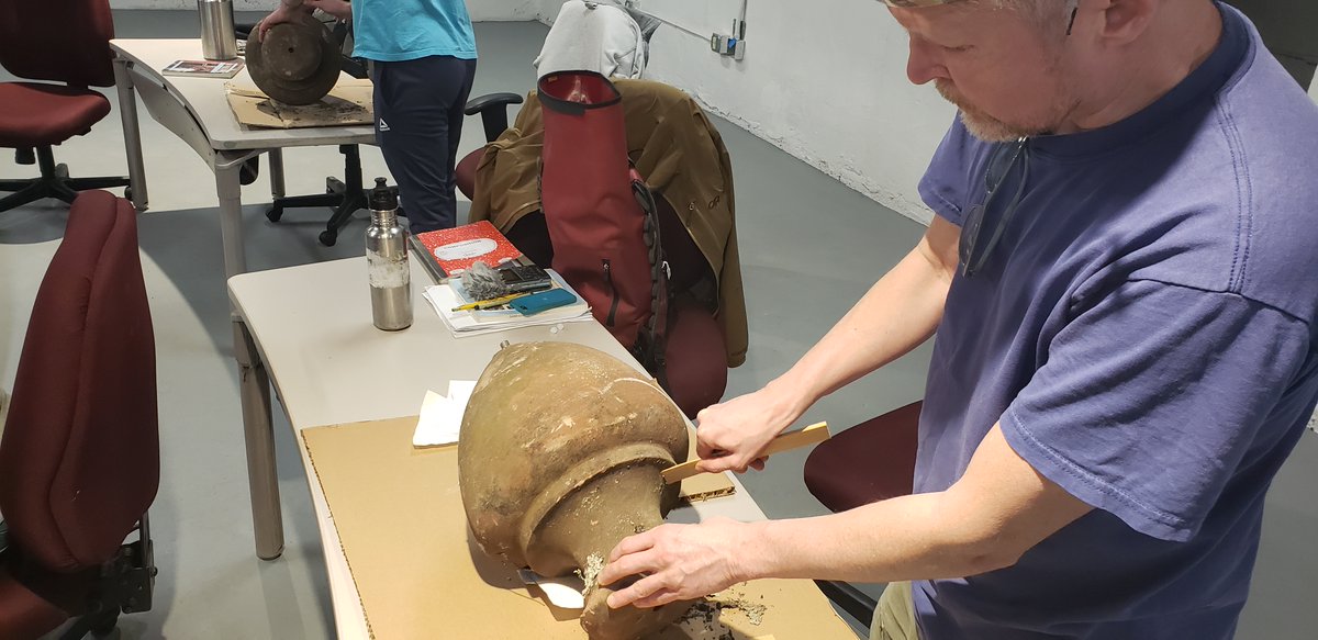 bnearing10's tweet photo. There are too few workers with skills need to restore historic buildings. To fix that, NYS Parks has created a training program in partnership Hudson Valley Community College, Historic Albany Foundation, and other groups. Learn more at the NYS Parks Blog https://t.co/G5dOcfRRo9 https://t.co/ateO5uorhm