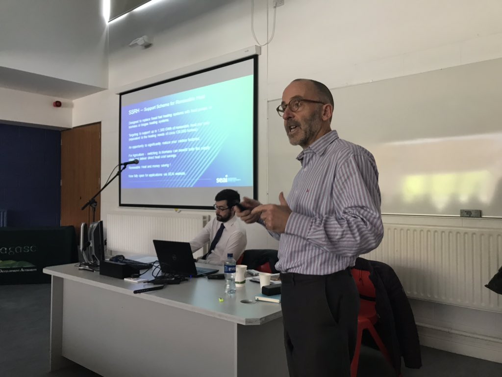 Ray Langton <a href="/SEAI_ie/">SEAI</a> speaking Thomas Duffy <a href="/Macraconf/">Macra na Feirme</a> chair  <a href="/teagasc/">Teagasc</a> Ballyhaise first seminar on Support Scheme for Renewable Heat  a 1100 mw project €38,620 per annum for 15 years - very relevant to pig poultry and Horticulture sector
