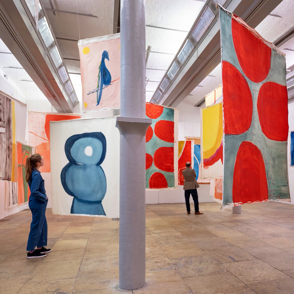 🎨| Add some colour to your week &amp; explore the tropical landscape of #Guatemala through #VivianSuter immersive installation of hanging paintings at <a href="/tateliverpool/">Tate Liverpool</a> 

Exhibition closes Sunday 15 March. 

Book tickets 🎫 albertdock.com/whats-on/vivia…⁠

#RoyalAlbertDock #AlbertDock