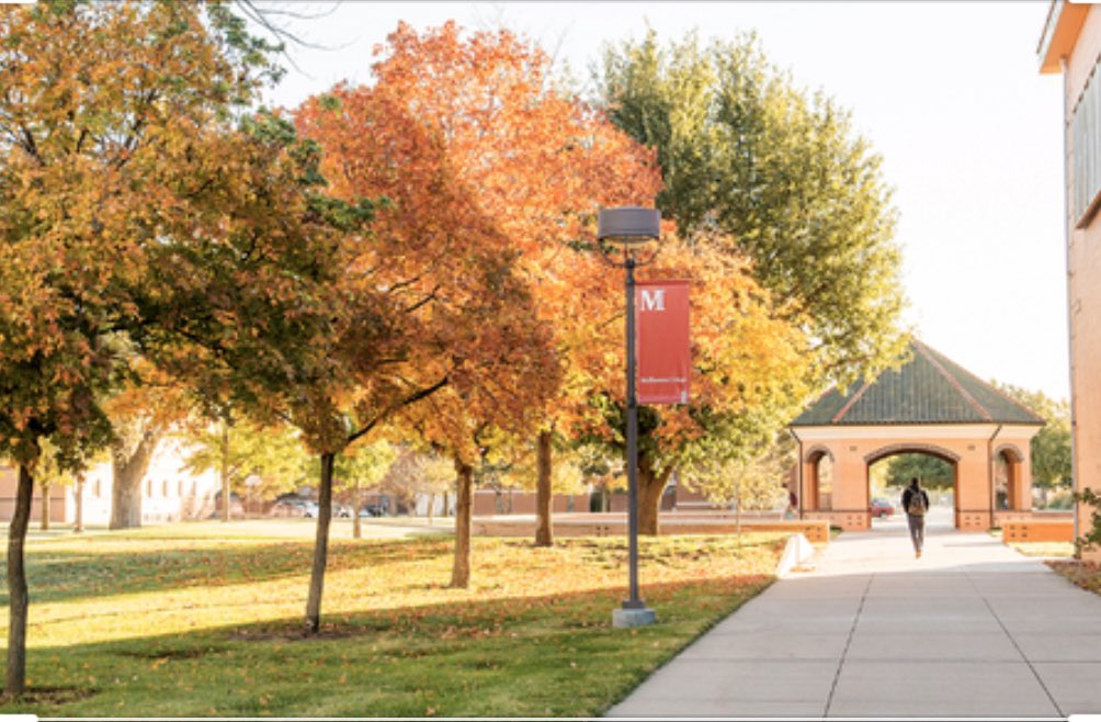 COMMITTED‼️ Thank you to <a href="/CoachE2244/">TJ Eskildsen</a> and the rest of the staff for this great opportunity. Proud to be a Bulldog!
<a href="/MacBulldogsMBB/">McPherson Men's Basketball</a> <a href="/Mac_College/">McPherson College</a> <a href="/trhoops/">Joe Ortiz</a> <a href="/TRidgeGrizzlies/">ThunderRidge</a>