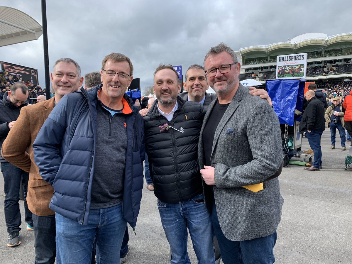 dselectrics's tweet photo. @CheltenhamRaces  Nice to see @mattletiss7 at Cheltenham today legend @StevenMHill https://t.co/a5d1D1M5I8
