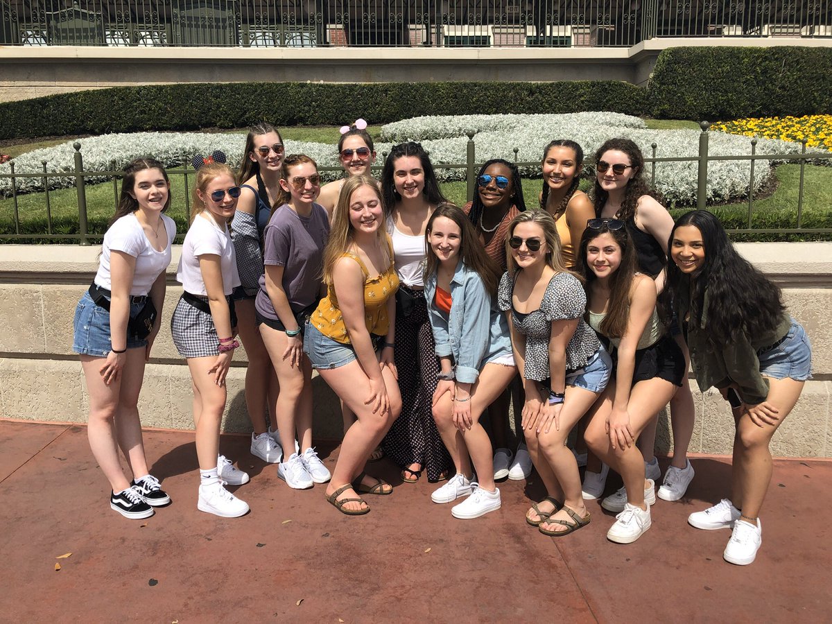 Lake Braddock Varsity Dance Team tweet media