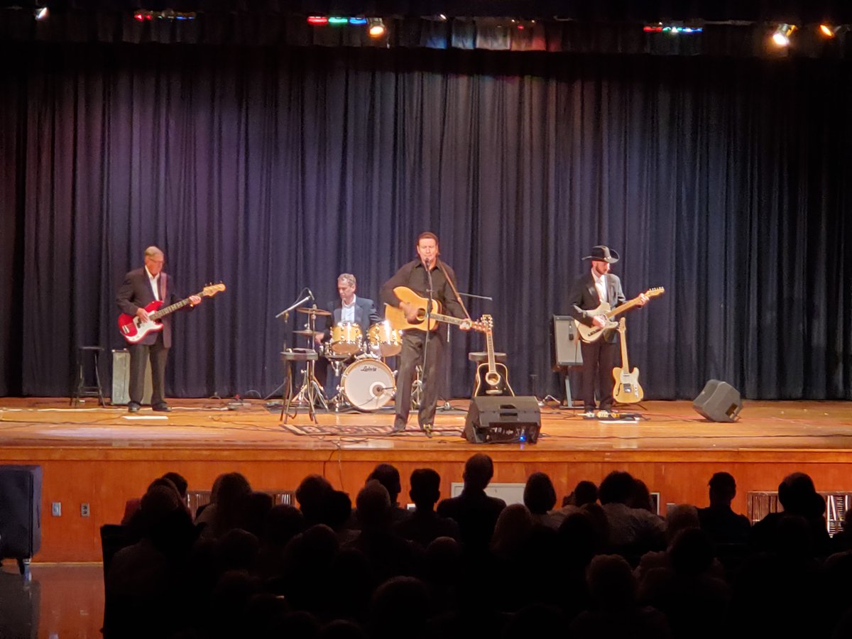 Money raised from CKF's Gala last year went towards new lighting at the Eva Applegate Auditorium in Wall High School. 

#fundsraised #ckf #gala #lighting #evaapplegate #wallhighschool #auditorium #fundraising #supportthearts #newlighting