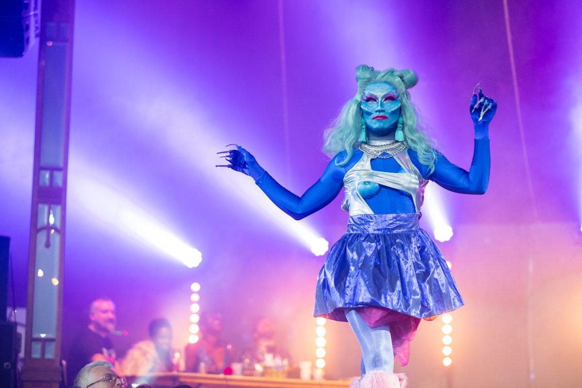 BigDragPageant's tweet image. Tickets for Bristol's Big Drag Pageant 2020 are now officially ON SALE. We expect these to sell out quickly as we have limited capacity; get a ticket ASAP if you want to come!

BOOK NOW: mayfestbristol.co.uk/shows/the-big-…

📸 Miss Venus Wailer by Charley Williams
Part of @mayfestbristol