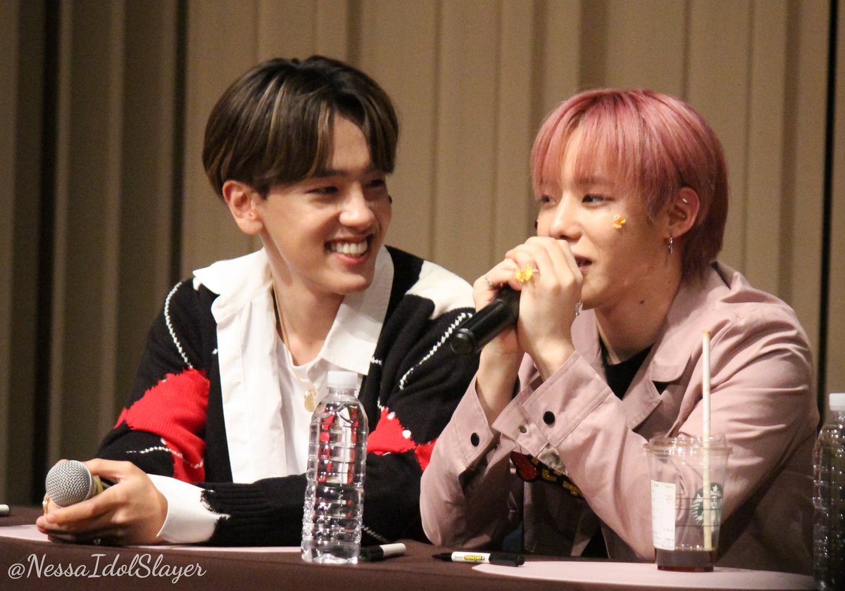 NessaIdolSlayer's tweet photo. 191130 fansign
Brats. 😛
#1TEAM #루빈 #이루빈 #ルビン #RUBIN #원팀 #IRUBIN #MakeThis #이진우 #진우 #ジヌ #JINWOO https://t.co/An008cc5Ln