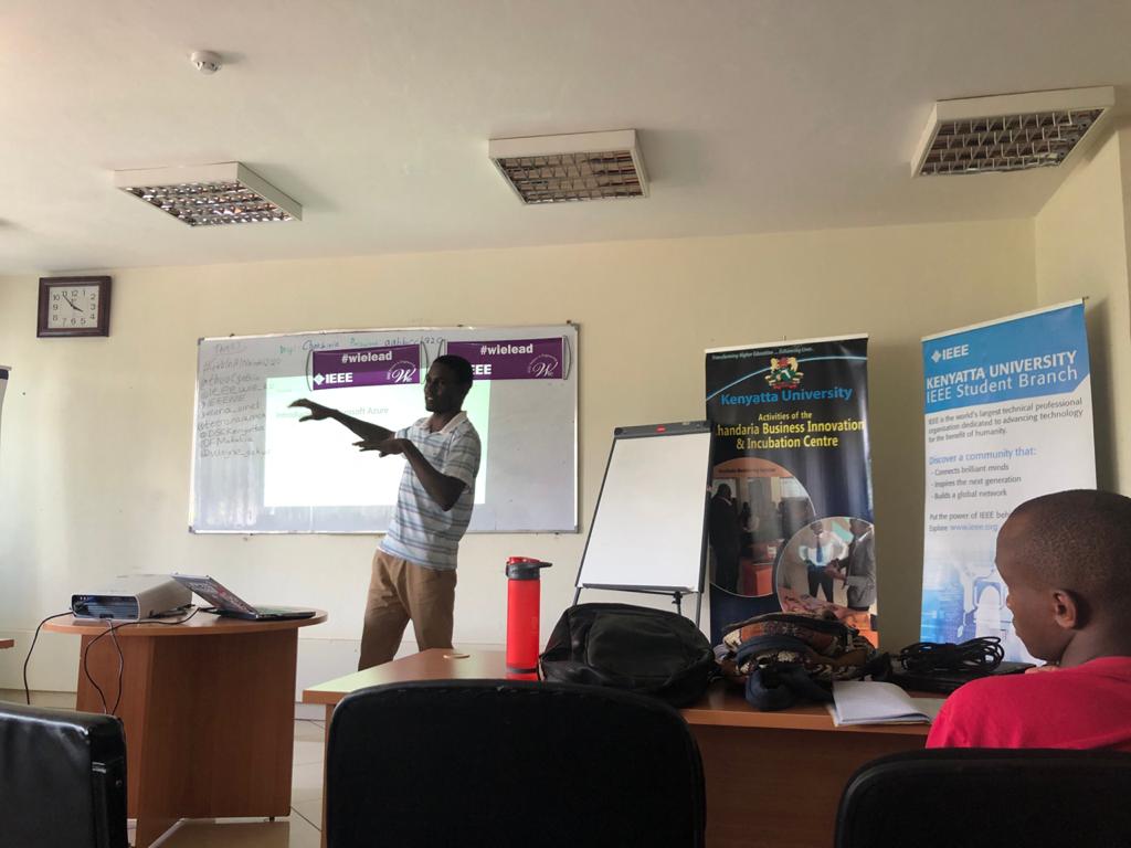 Christine_aketchi tweet media