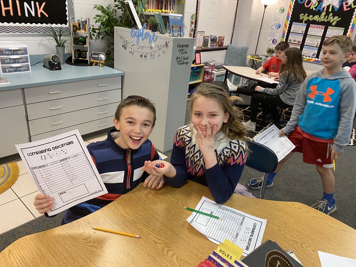 MrsEspositoMCS's tweet photo. Comparing Decimals in AE math! 🎲 🎲 #dicegame #geneva304 https://t.co/jPFiZvS5Ww