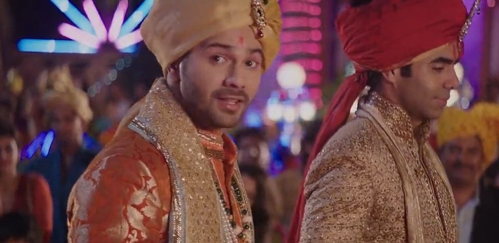 GirlSahej's tweet photo. Idk from where to begin but this character has my❤.There is no-one who can do better act than him as Badri💥The way this character evolved in the movie itself made me his fan forever😭💕Every girl deserves a guy like Badri in her life!
#3YearsofBKD
@Varun_dvn https://t.co/V4TSR51eMp