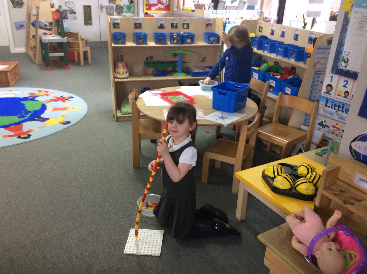 EPAFS1's tweet photo. Willow and Thea are working really hard in the number area this afternoon @DeltaEstcourt #epaeyfs #epamaths https://t.co/XHsvNb6PJA