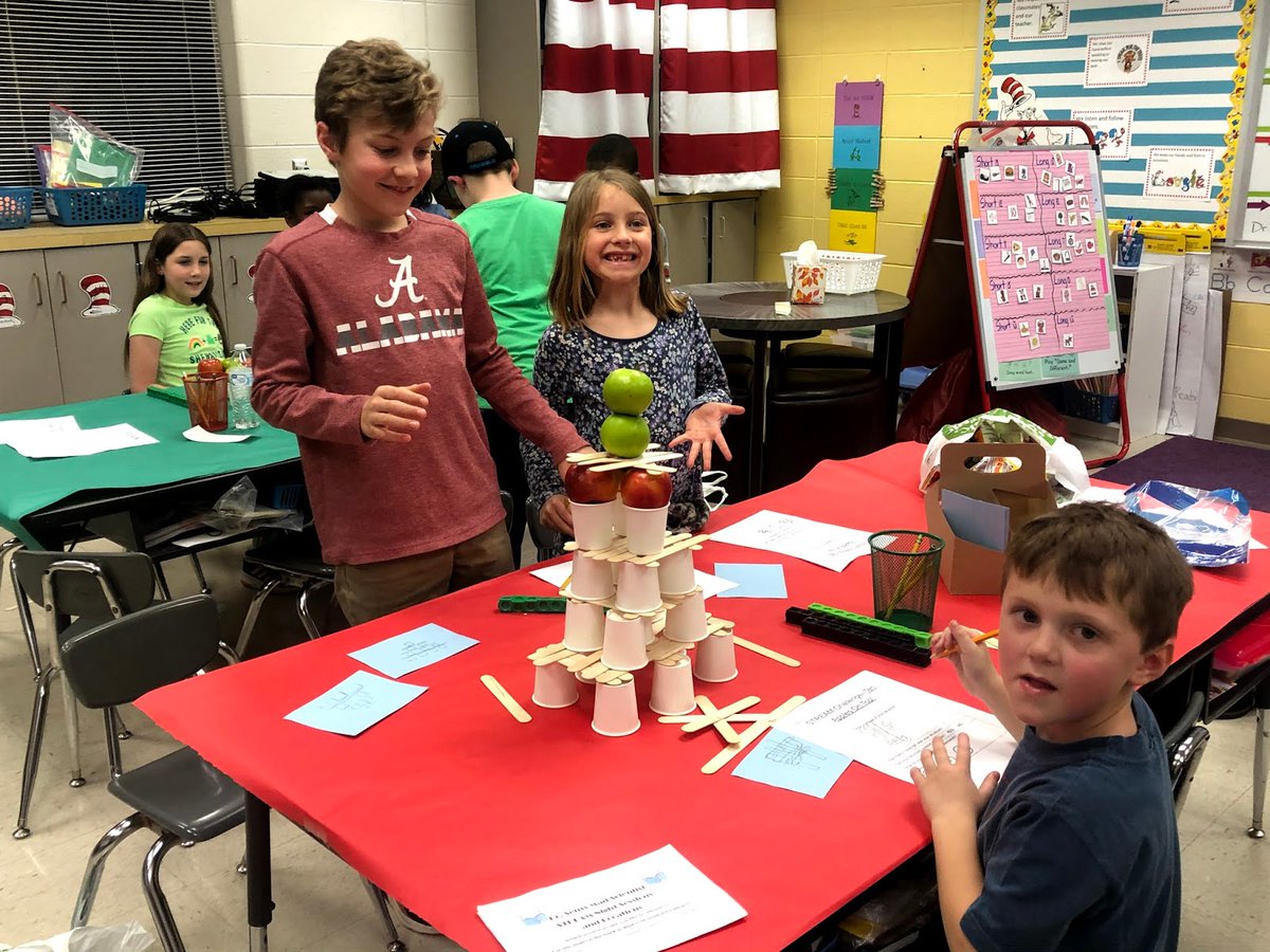 ramerchecksout's tweet photo. STREAM Night... Thank you to all the families that attended our Science, Technology, Reading, Engineering, Art and Math activities last week.  It was an amazing night of learning for our boys and girls at Paine!!! #painelearns https://t.co/oj32aj1wzg
