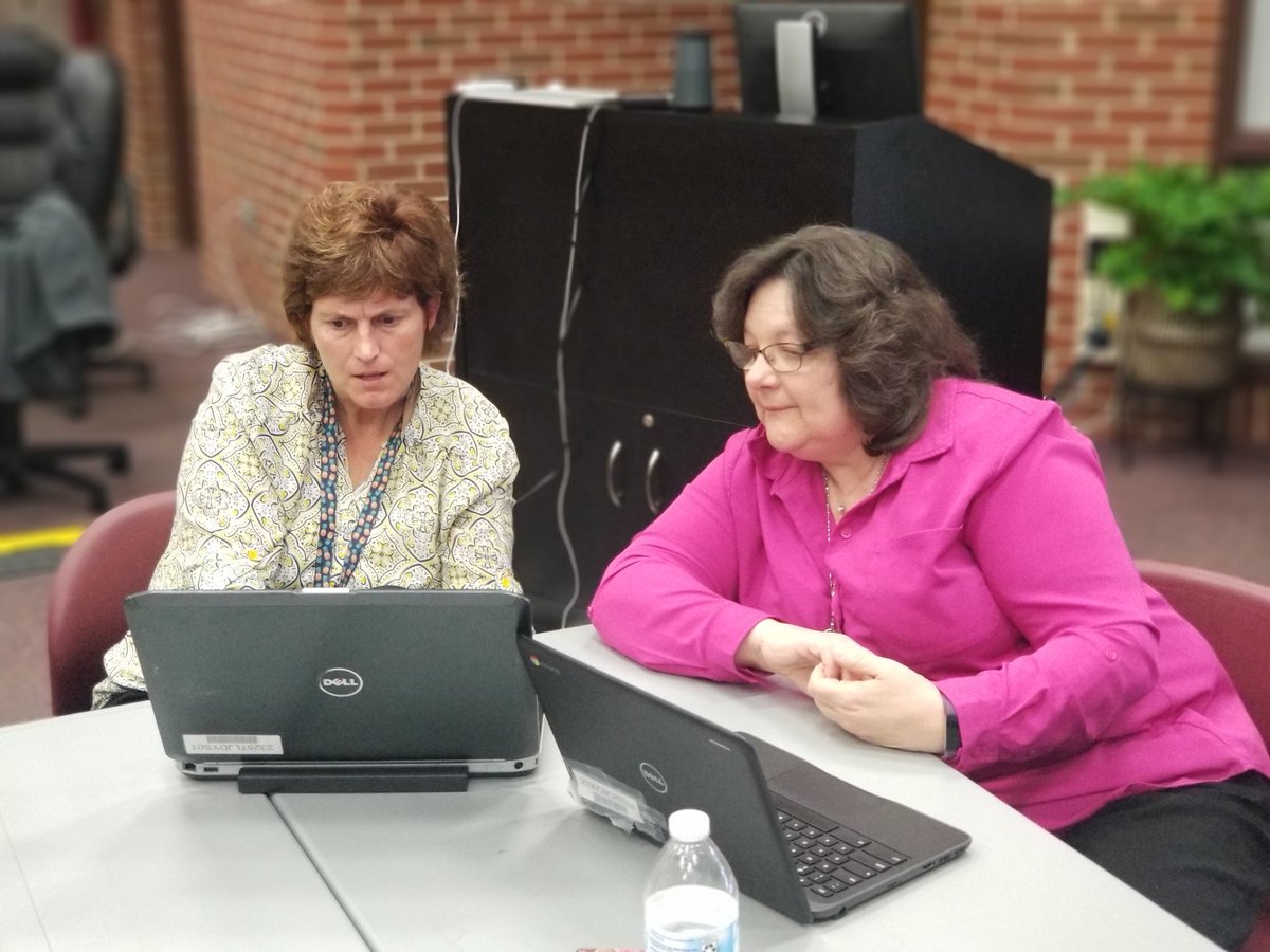 DCSDTL's tweet photo. Another collaboration day for the @DavieCountySch #dcsimplement20 teachers to work on units as grade level and subject area groups. #experiencedavie https://t.co/uzky9kCg1o