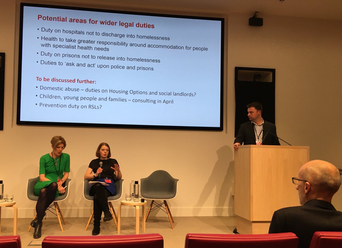 SMITF_frontline's tweet photo. This afternoon @crisis_uk prevention conference looks at a duty to prevent: The Scottish model.
Matt Downie speaks with
Prof. Suzanne Fitzpatrick &
Susanne Millar to talk about what a prevention duty could look like & the potential for wider legal duties.
#preventhomelessness https://t.co/VGNfuM9p2h