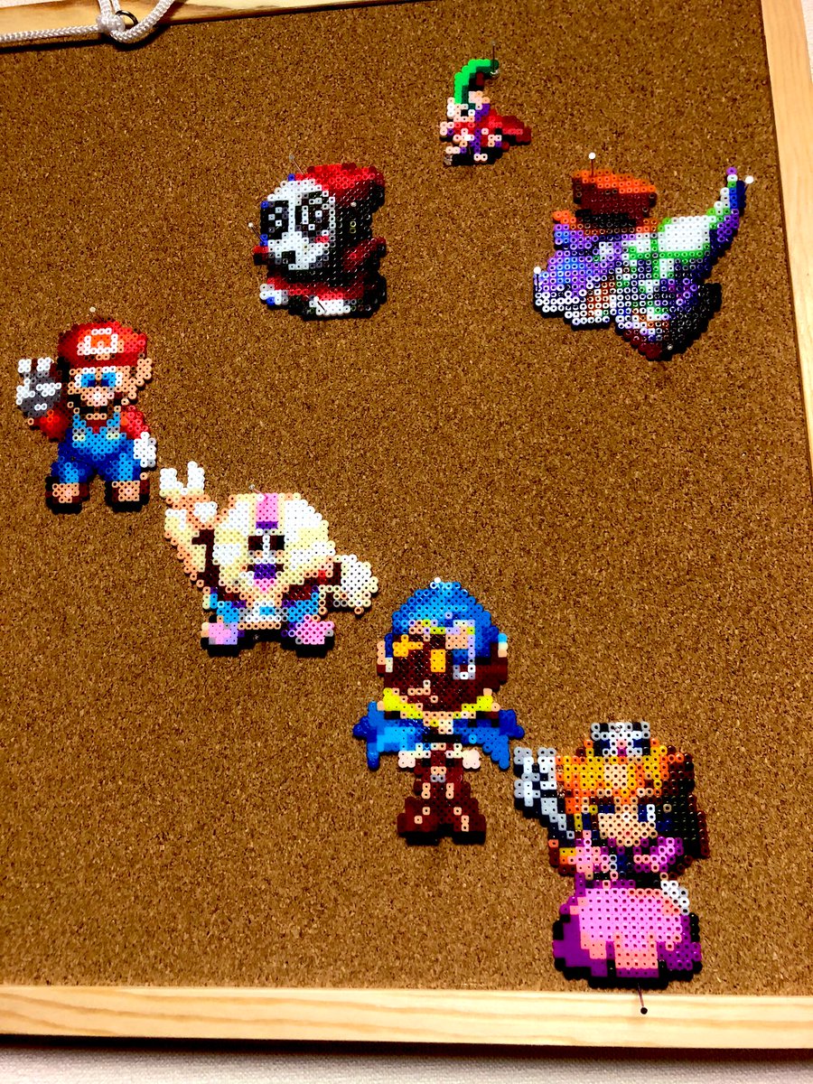 いつき Auf Twitter スーパーマリオrpg パチンコヘイホー作りました 目グルグルしてるの可愛い スーパーマリオrpg パチンコ ヘイホー ピクセルピコ アイロンビーズ