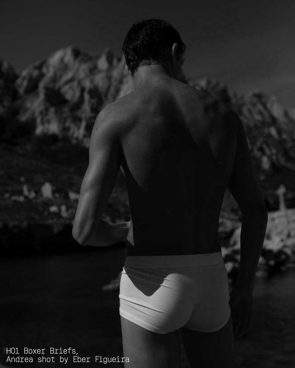 Hom_Underwear's tweet photo. Everything is better wearing one HO1 Boxer Briefs! #HO1 #HOMWorld
https://t.co/U8Fc93leWR https://t.co/n4WuekwB1l