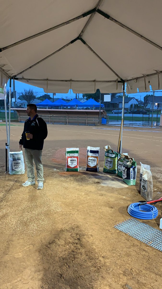 TurfaceJ's tweet image. Mayfield Park California Park and Rec Field day. Good day for Turface. @Turfaceproducts
