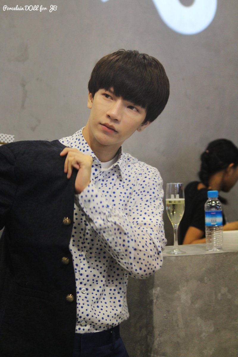 PorcelainJb's tweet photo. Can This Be My Boss pls?๐คทโฅ๏ธ
#Jaybaas
#PorcelainDOLLforJB https://t.co/hSvzTnHIEY