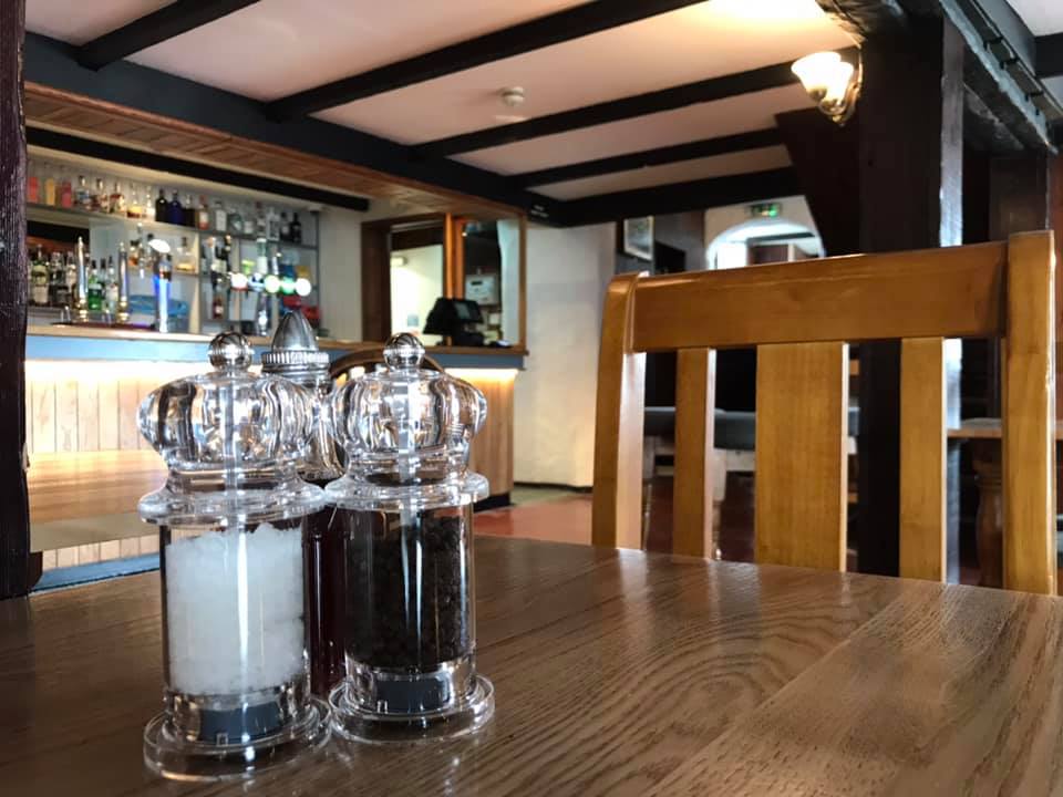 Sunday Roast is back!

Better still, book before 11pm on Friday 13th and receive a free desert with every adult roast.

We haven’t forgotten the Children, they can have roast and a choice of drink for £7.50.

Places are limited, so give us a call - 01736 871680
