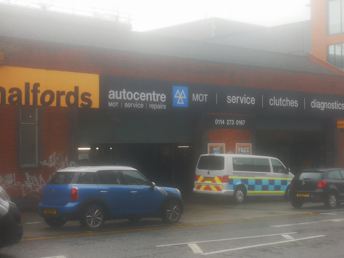 wallsmustfall's tweet photo. Hey @Halfords_uk @HalfordsGarages, we noticed you servicing this Home Office enforcement van in Sheffield today, as part of your contract with them. Why are you profiting from the profiling, intimidation, and detention of our community members? #racistvans @anti_raids @AntiRaids https://t.co/wYWQW6i0CC
