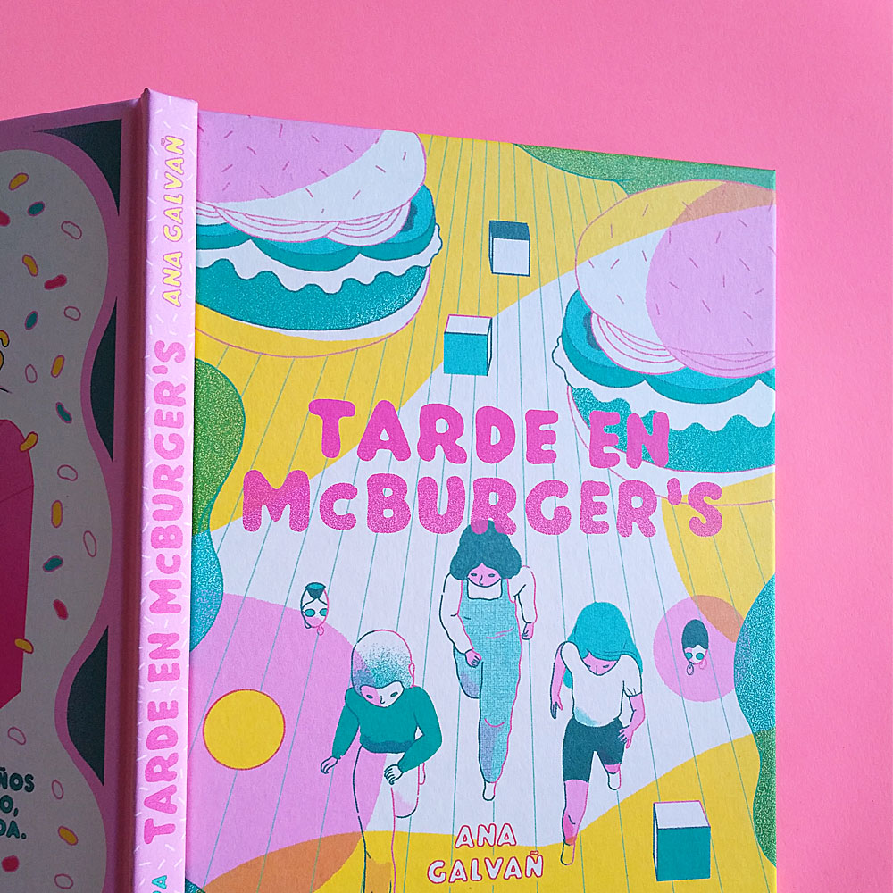 ApaApaComics's tweet photo. VAMOS A TOPE: Ana Galvañ vuelve, desde las profundidades de Murcia con "Tarde en McBurger's", su historia más larga hasta la fecha: una delicia preadolescente llena de fantasía y ciencia ficción. Viene con una lámina firmada de regalo si te lo pillas en la web o en @Grafcomic <3 https://t.co/1LI37oiXae