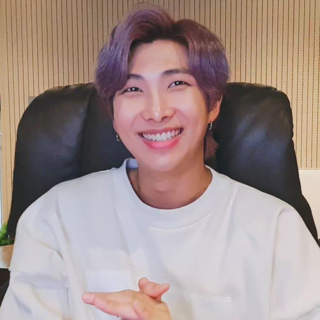 [70/366]I love you, i love you a lot, i love you as much as love words i know   #ThankYouNamjoon  #남준아_사랑해_고마워