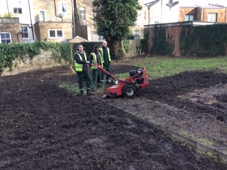 Elizabeth House tweet media