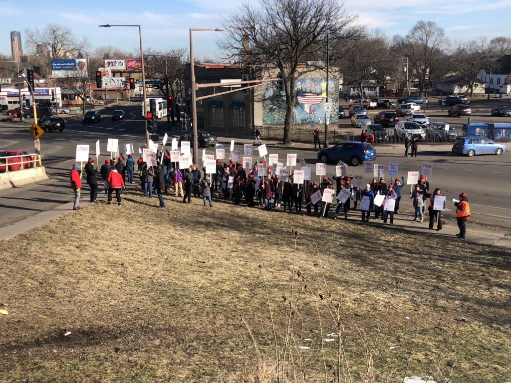 grlong301's tweet photo. Humboldt High educators taking it to the streets! I love public school teachers! #WeAreSPFE #WeAreSPPS #RedforEd https://t.co/1ZP9m9QZX7