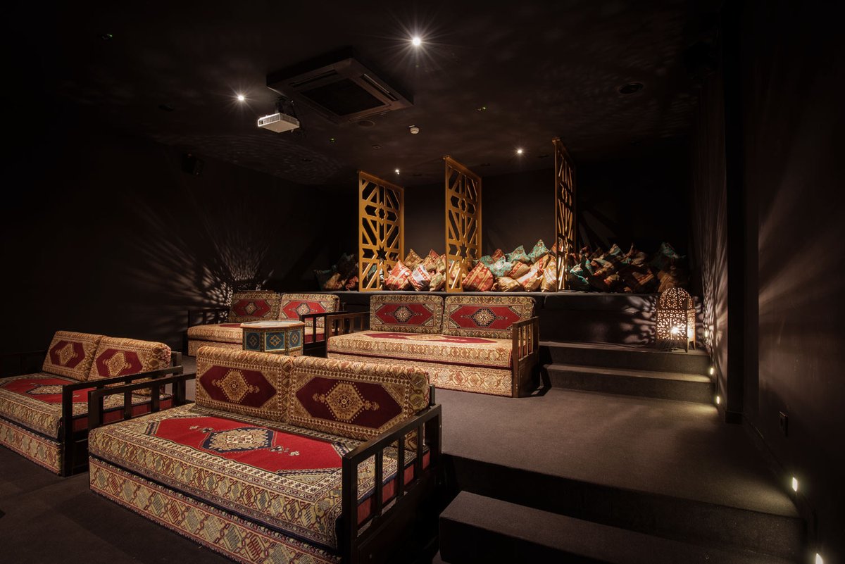 Blockbuster zum Feierabend? 🎞️

#cinema #film #club #paradise #saarbrücken