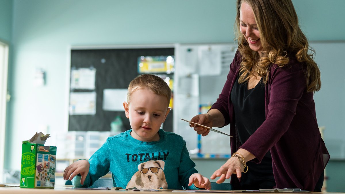 Are you interested in becoming a teacher? The 2nd Annual Future Teacher Conference by the <a href="/OUSEHS/">Oakland U SEHS</a> will be held on March 17. This conference is open to future teachers, students and teacher cadets. Learn more about registration at bit.ly/2VQ28yV