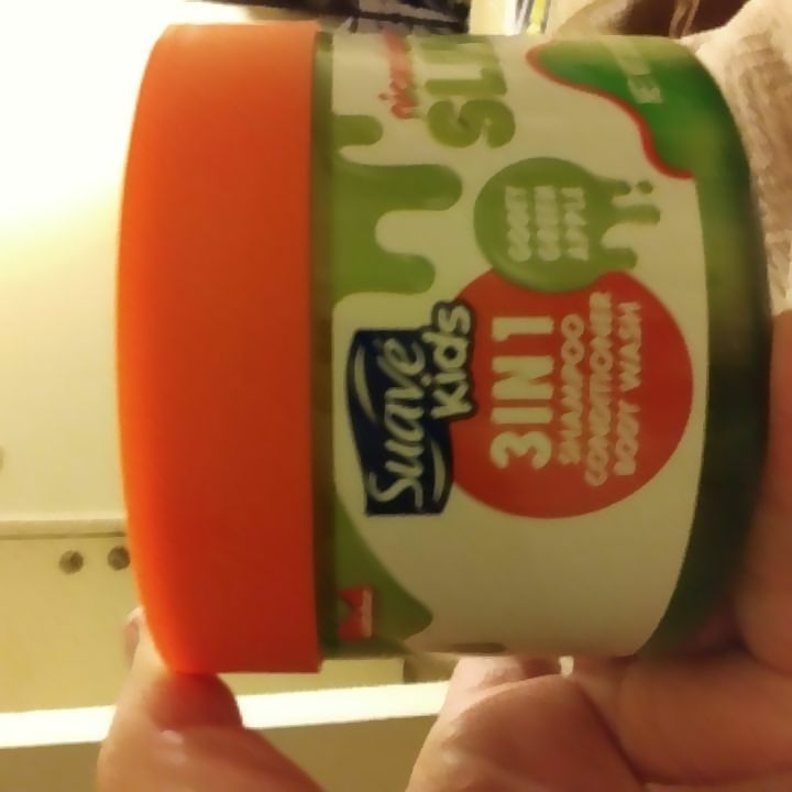 neaner4273's tweet photo. suave 3 in 1 for kids was sent to me to review from @influenster for free and my child likes it and the apple scent is great too makes bath time fun thank you suave and influenster https://t.co/UoG1850C9g https://t.co/5xcScRwuIf