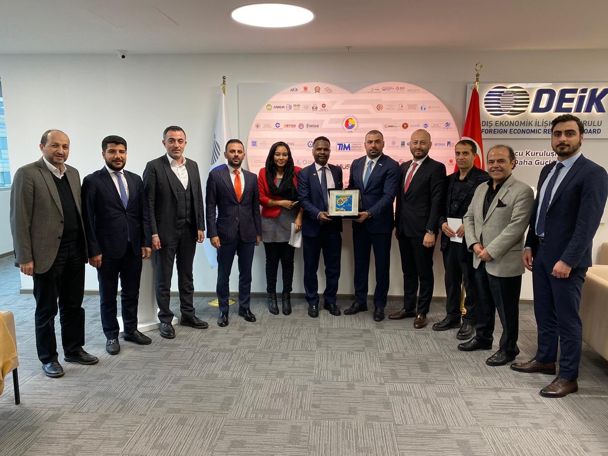 Serdarygorer's tweet photo. Sudan İş Konseyi Yürütme Kurulu Toplantımızı İstanbul Sudan Başkonsolos Yrd. Sn Samir Elrasheed Abdeldaim’in katılımı ile gerçekleştirdik.Sudan-Türkiye arasındaki ticari ve diplomasi gelişmeleri değerlendirdik. @deik #ticaridiplomasi #sudan #turkiye https://t.co/UfTGKbRWTX