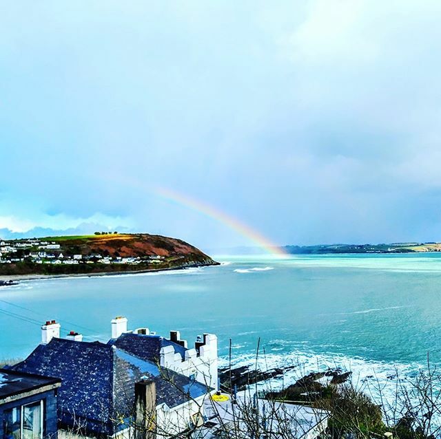 corkindo's tweet photo. The greater the storm, the brighter the rainbow! A fantastic capture overlooking Cork Harbour! 😍📸 @lukesamar
#rainbow #weather #sea #colours #seaview #views #view #cork #clouds #nature #landscape #rain #sunbehindclouds #corkindo https://t.co/xPWINY0hEc https://t.co/IzDXNIR0ji