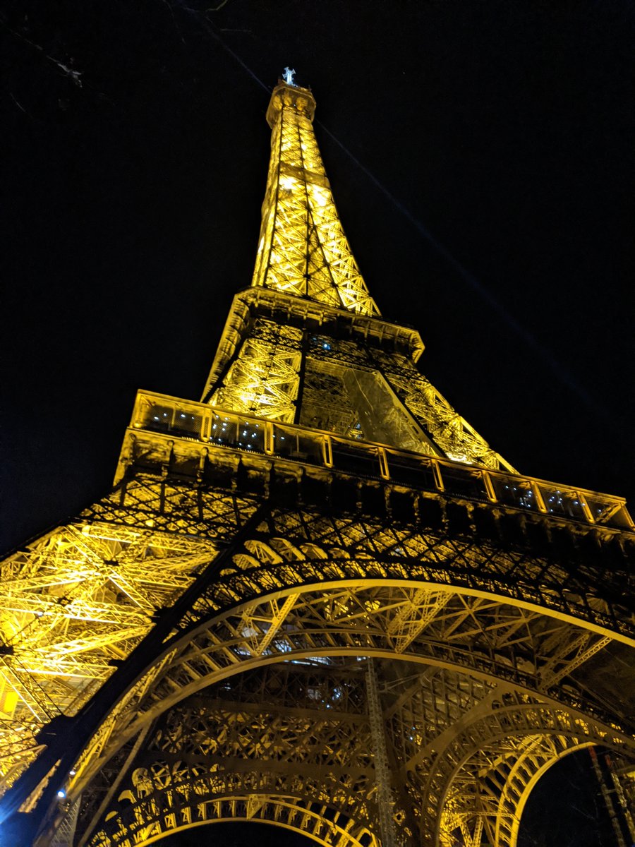 ButTravel's tweet image. It was cold, wet, and windy but still so beautiful #Paris #TravelTuesday