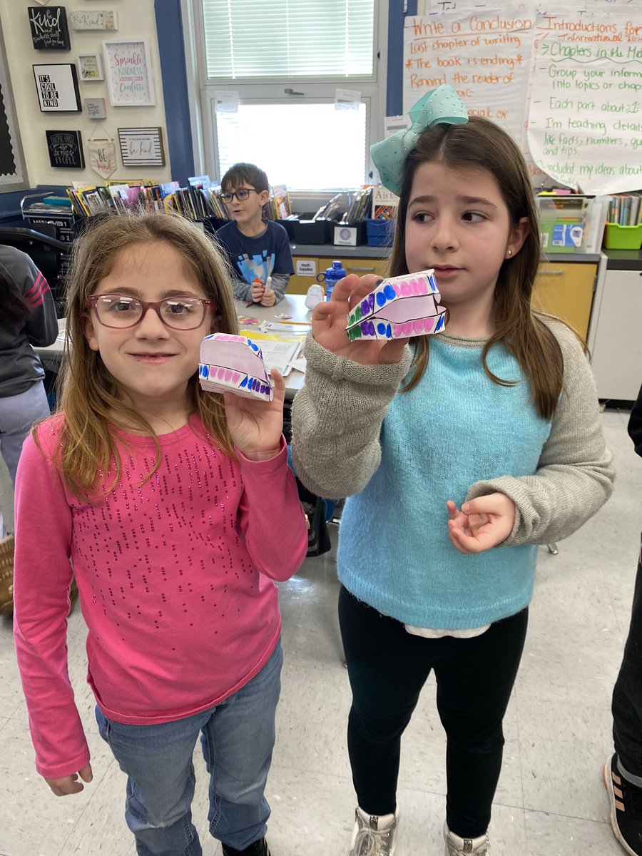 Catch up time with tweets 1/7. Third grade learning about their mouths with a tooth model. <a href="/SuperSuders/">Miss Suders</a> #collsedu #collsphysed