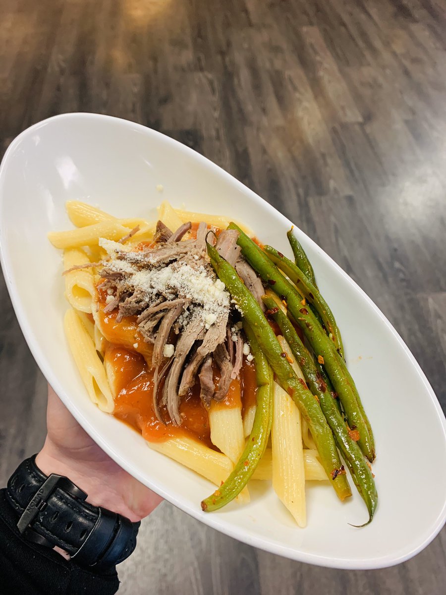 suudining's tweet image. Make us your lunch plans at the Thunderbird Dining Circle!