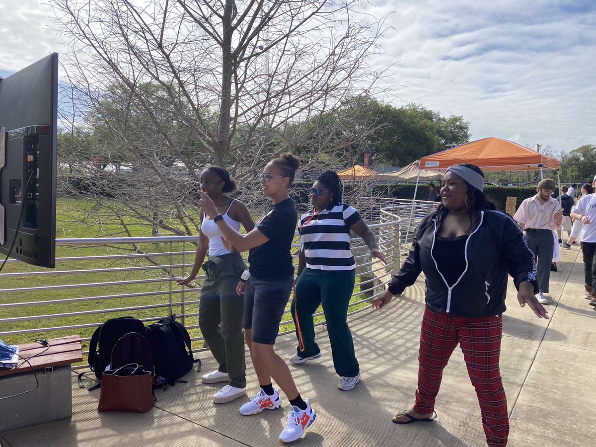 ConnectSCA's tweet photo. Just Dance happening over here at the SCA tents on the walkway! What song would you pick? ๐ธ๐๐ช #FullSailHOF #SCA #HOF11 https://t.co/kh8DGy8QKR