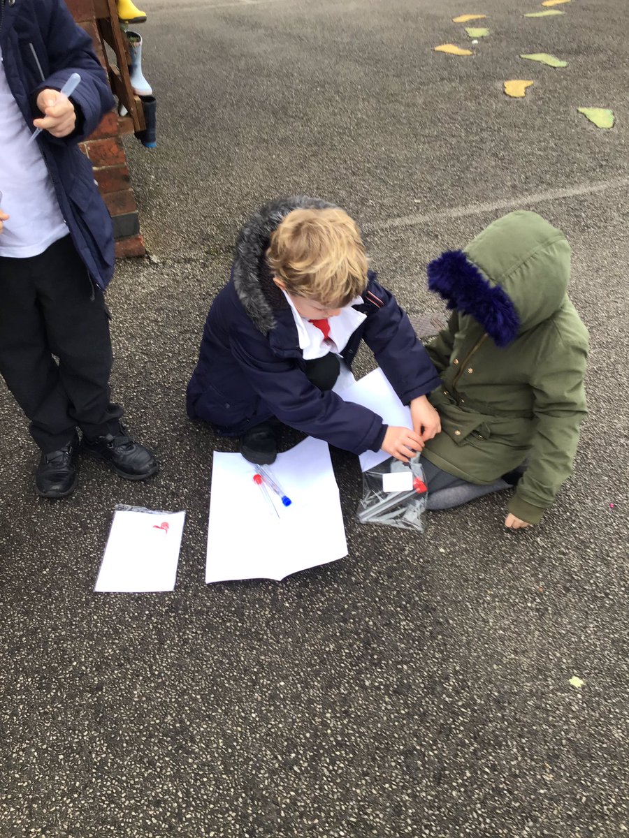 StreetLaneSch's tweet image. Owl class pop tube rockets for British Science Week #STEMdayfun