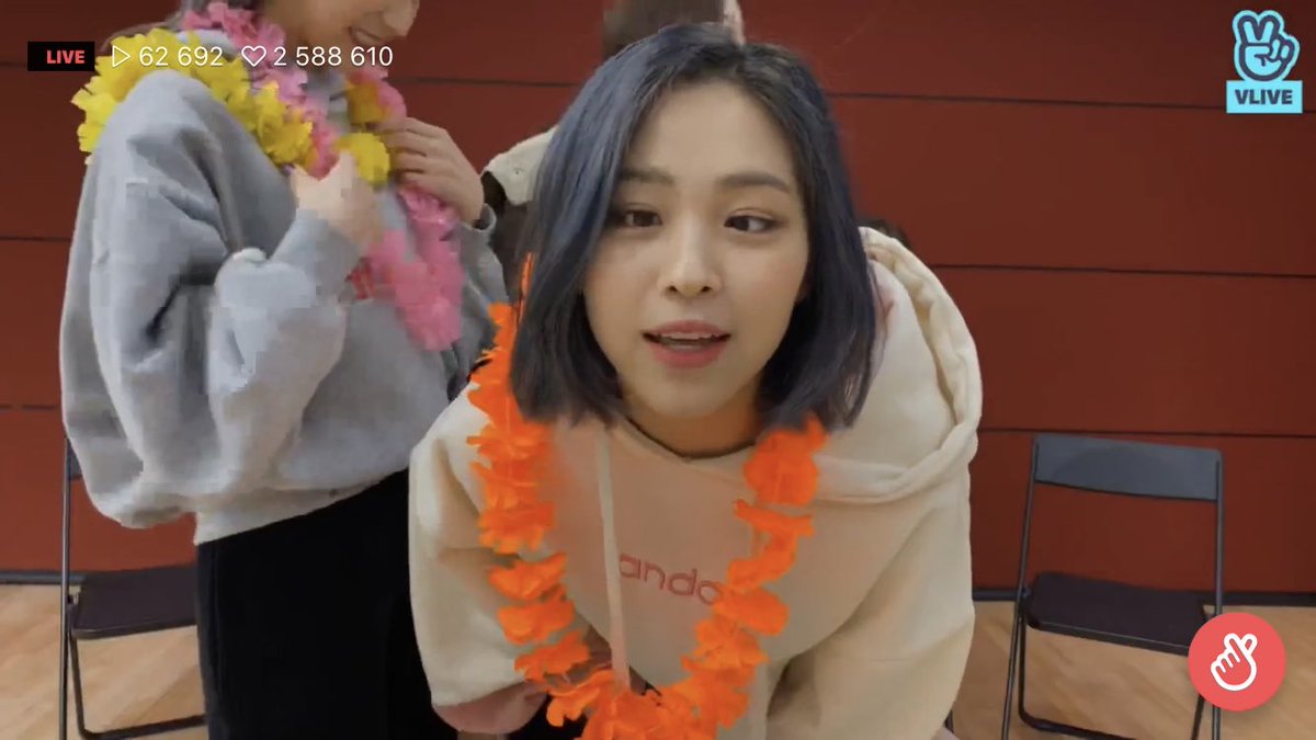 endeeeeeeeeee's tweet photo. #itzy #ITZY_WANNABE #ITzME #RYUJIN https://t.co/p6OpN5jO6H