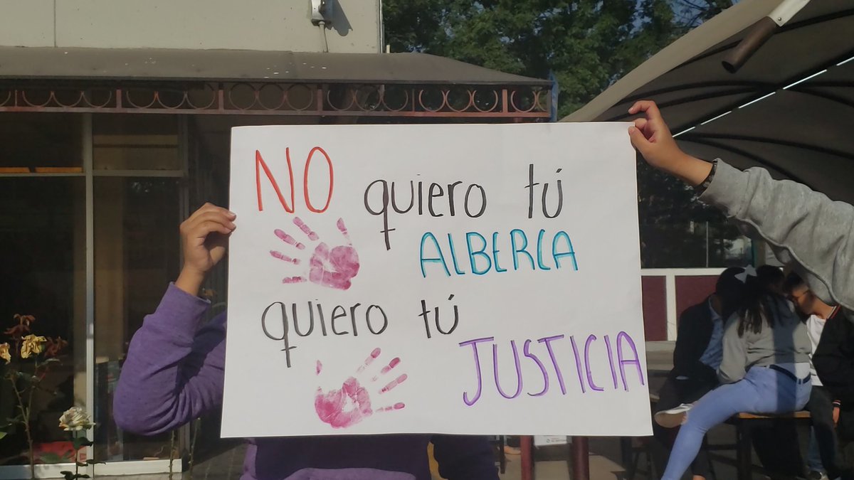 Cindyra88267590's tweet photo. #IPNRepresor
#IPNNoMeCuida
#IPNrepresorDeMujeres https://t.co/xGaXUM1Sw1