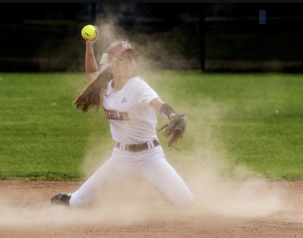 🚨 GAME DAY 🚨 

Area starts today! 

🆚 Rogers Lady Pirates 

📍 Deshler High School 

⏰ 4:30 

📷 Timesdaily 

#FightBack #INAM #GoTigers