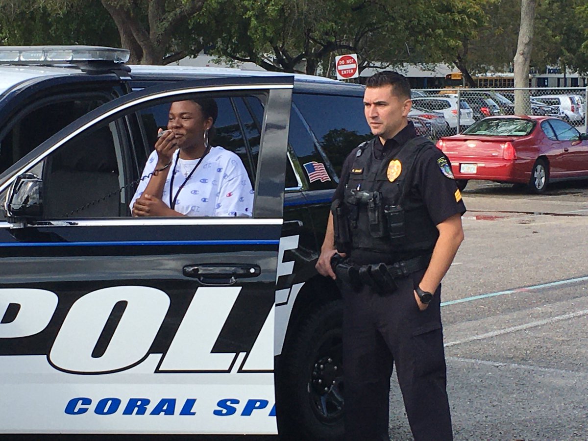 JPTpolice's tweet photo. Felony traffic stops today. These kids know how to take control! 👮‍♂️😃 https://t.co/0XWWITf9ig