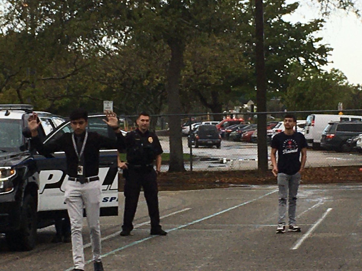 JPTpolice's tweet photo. Felony traffic stops today. These kids know how to take control! 👮‍♂️😃 https://t.co/0XWWITf9ig