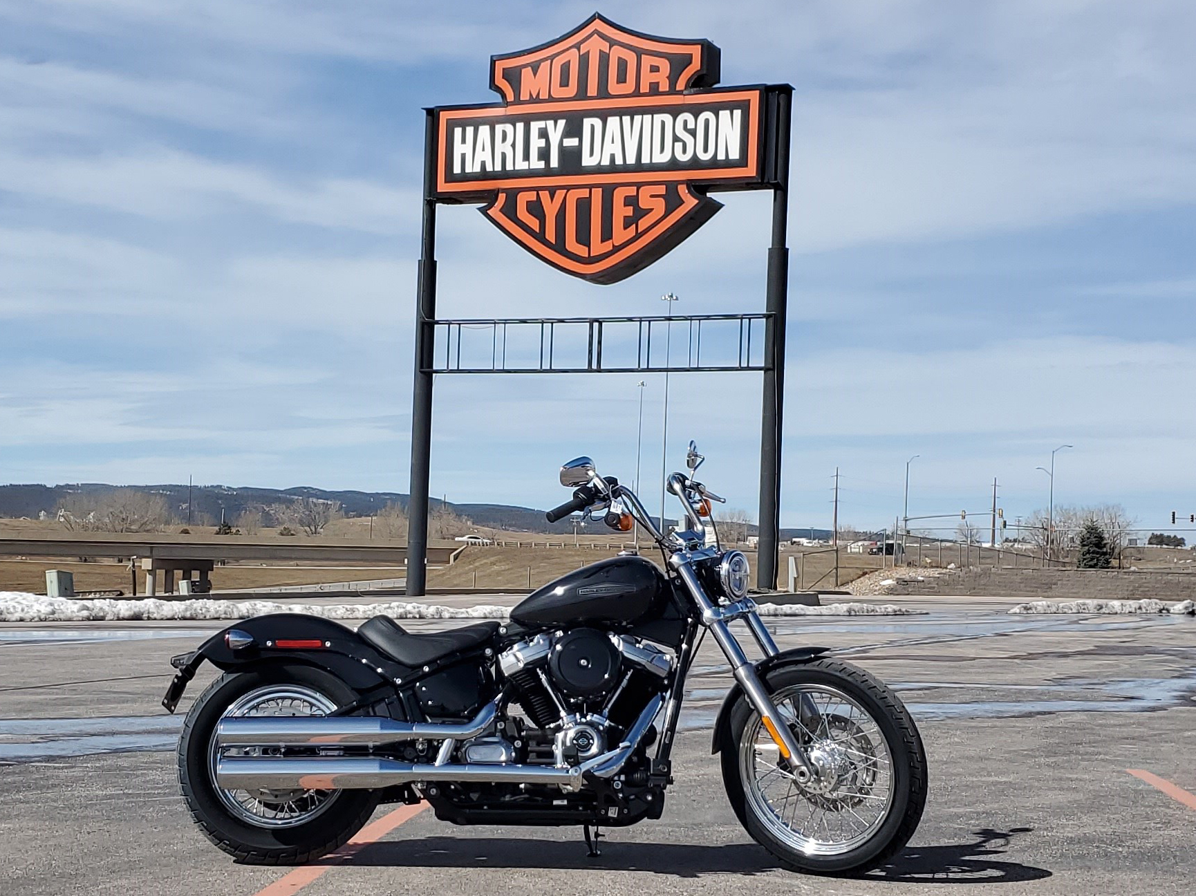 2020 harley sale bobber