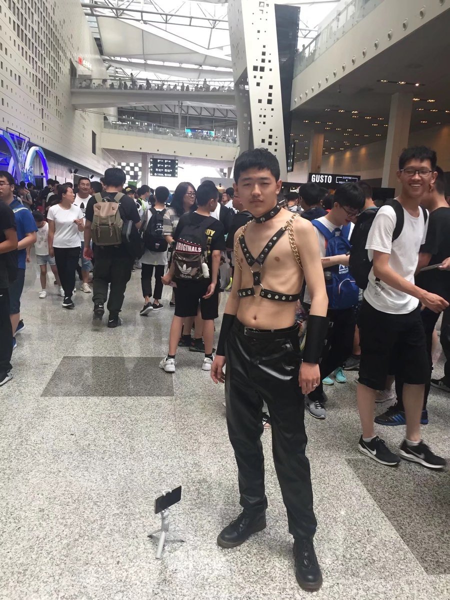 ESwcyQ7U4AM1XFc?format=jpg&name=medium