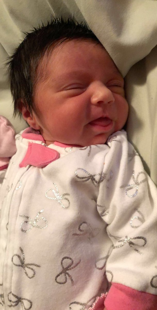 monicisneros_08's tweet photo. How is my baby 8 months old already!? 😭😭😭 give me my itty bitty back https://t.co/pYx6QgITiN