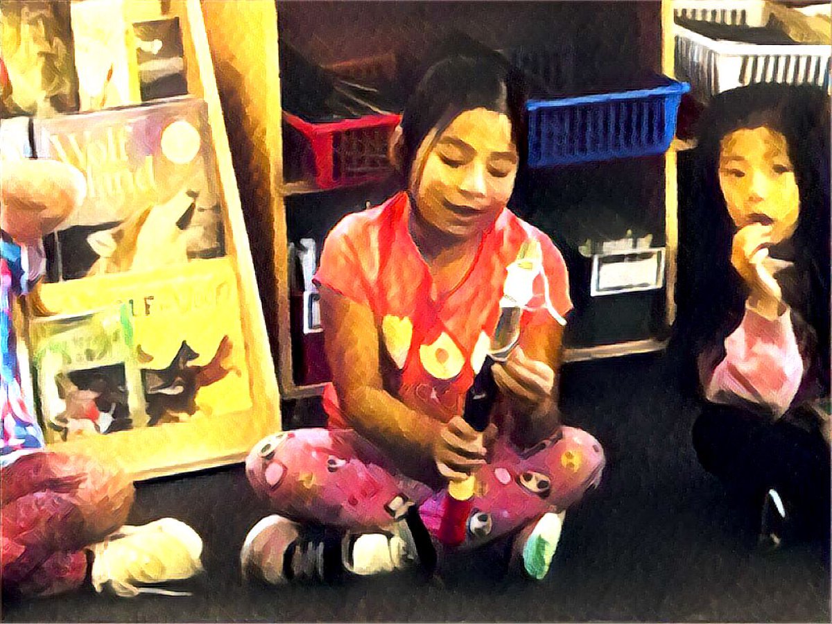NadeboerNathan's tweet photo. Starting the morning off with #SharingCircles @CBESomerset allows student voices to be heard, builds community, & acts as a barometer for the day’s learning. #ResponsiveTeaching #wearecbe @yyCBEdu https://t.co/uCdhxnNxqA