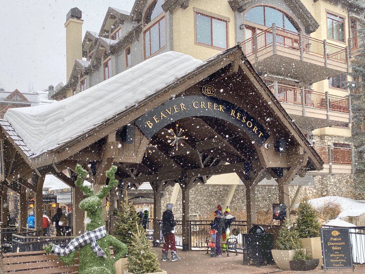 The village is looking quite charming with this fresh snowfall. #BeaverCreek