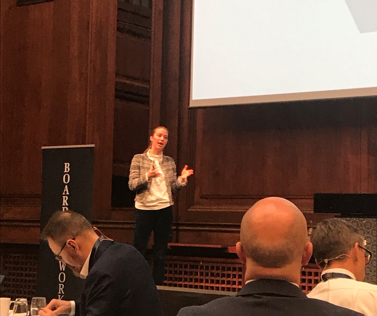mannov's tweet photo. I dag opfordrede vores partner, Anne Sophie Scavenius, bestyrelser til at tage initiativ til at forebygge kriser ved at kortlægge uhensigtsmæssige strukturer og kulturer, som modarbejder virksomhedens etiske og moralske kompas ved Den Store Bestyrelseskonference. #boardnetwork https://t.co/8AbyJvFL9q