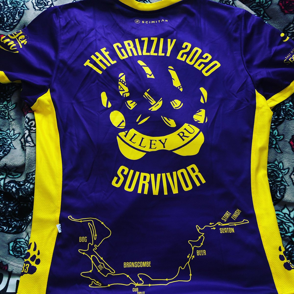 MawCal's tweet photo. #grizzly2020 complete .... extreme mental struggle for me this year... happy I completed it .. T-shirt well and truly earned! #hillsaplenty #seatondevon #mud #rain #hills #offroadrunner https://t.co/se7O7OaJ3D